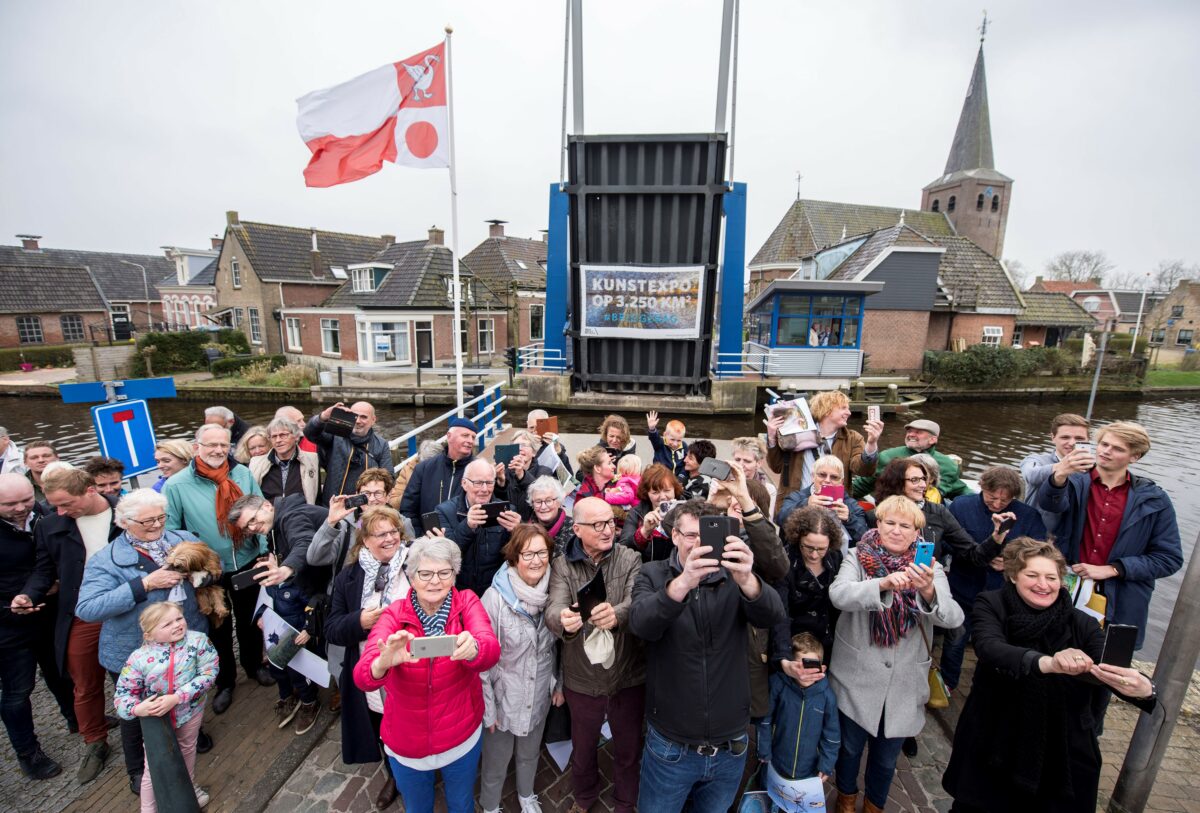 Kunstexpositie Brug, Brêge, Bridge geopend!